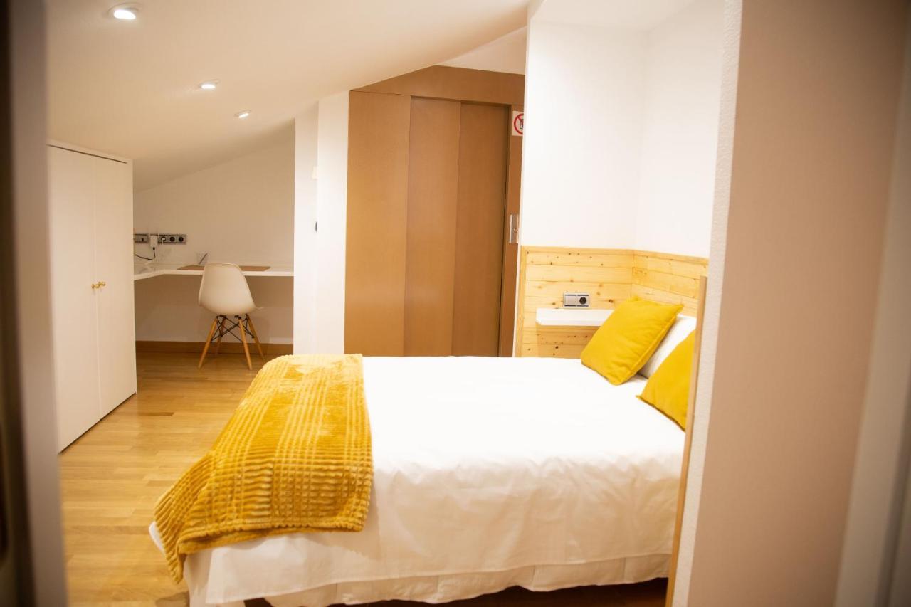 Ferienwohnung Rajabai Almansa Exterior foto