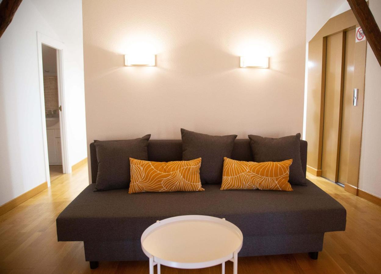 Ferienwohnung Rajabai Almansa Exterior foto